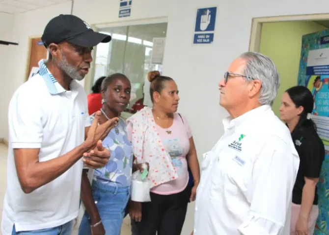  Evalúa centros médicos en Colón y detectan necesidades clave 