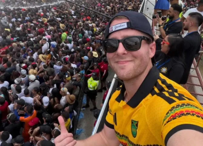  ¡Superó al anterior! Mayer Mizrachi celebra récord de 330 mil asistentes en el Carnavalístico 2026 