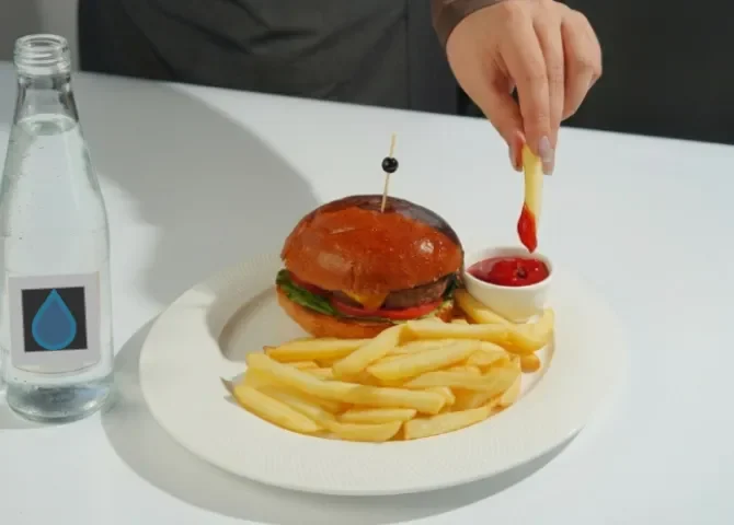  Aprueban proyecto que cambiaría los combos de comida rápida en Panamá 