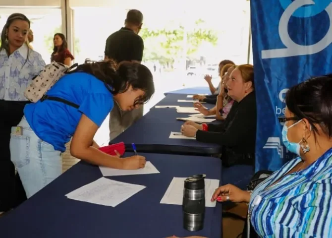  Modernizan el programa Padrino Empresario con pagos digitales 