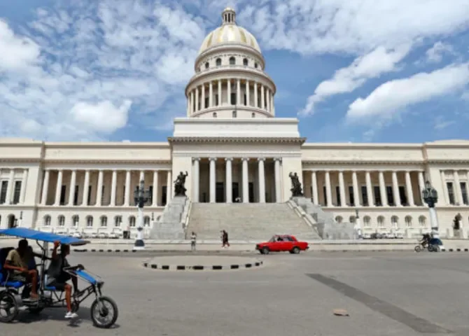  Fachada del Capitolio de La Habana (Cuba). Foto: EFE.   