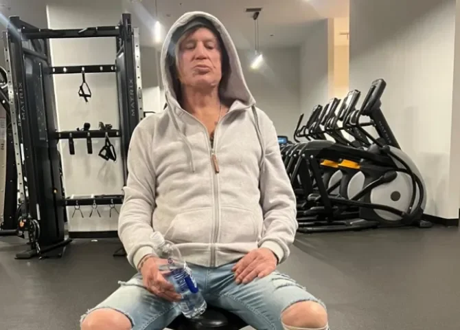  Foto: @mickey_rourke_ 