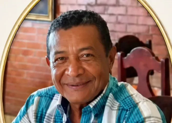  Foto redes sociales.  