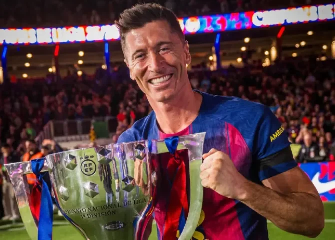  ¿Qué dijo Flick? Lewandowski confirma que abandonará el Barcelona 
