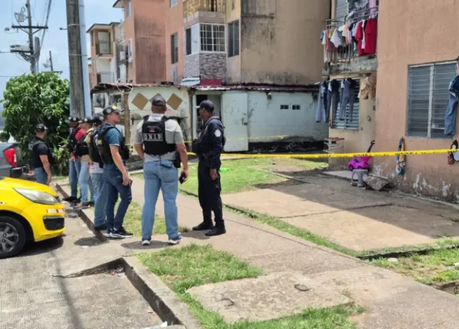  Adolescente de 17 años es asesinado en multifamiliares de Colón 