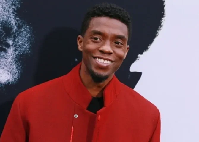  Foto: @chadwickboseman 