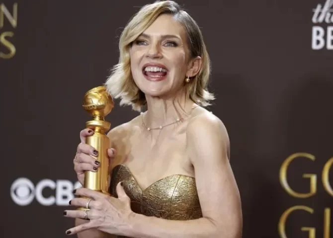  Fotografía de archivo de la actriz Rhea Seehorn, quien tiene una nominación en los Premios Emmy 2026 por ‘Pluribus’. EFE/ Chris Torres 