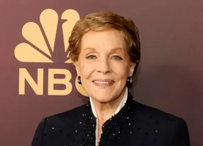   Julie Andrews confirma su retiro de la actuación a los 90 años y que no estará en ‘El diario de la princesa 3’ 