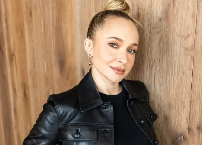  Foto: @haydenpanettiere 
