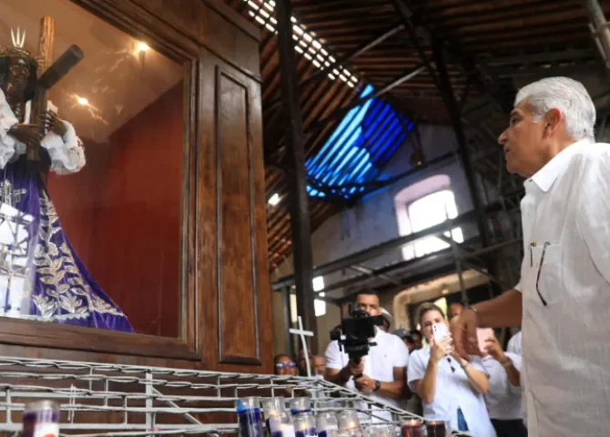  Mulino inaugura centro de visitantes en San Lorenzo y supervisa restauración de la Iglesia de Portobelo 